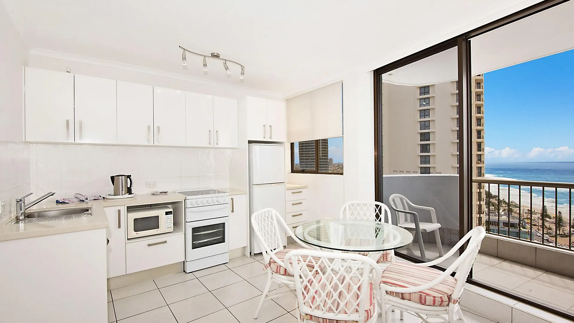 Surfers International Apartments Gold Coast 3*,