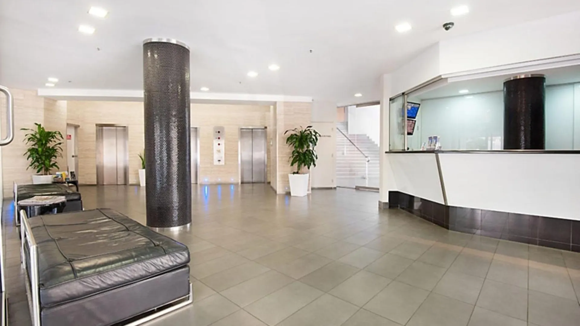 Aparthotel Surfers International Apartments Gold Coast