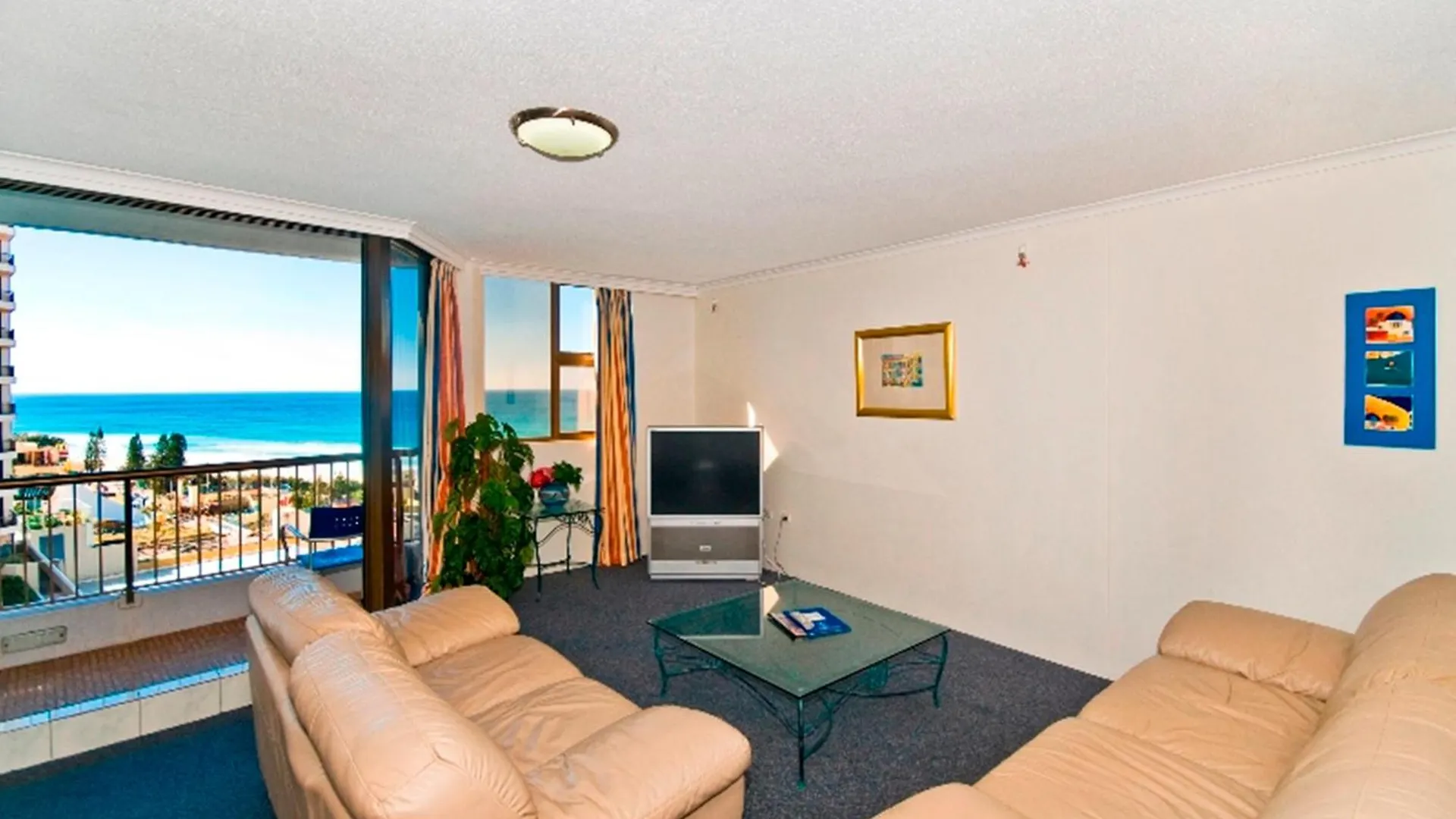 Surfers International Apartments Gold Coast Aparthotel