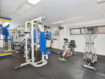 *** Aparthotel Surfers International Apartments Gold Coast Australia