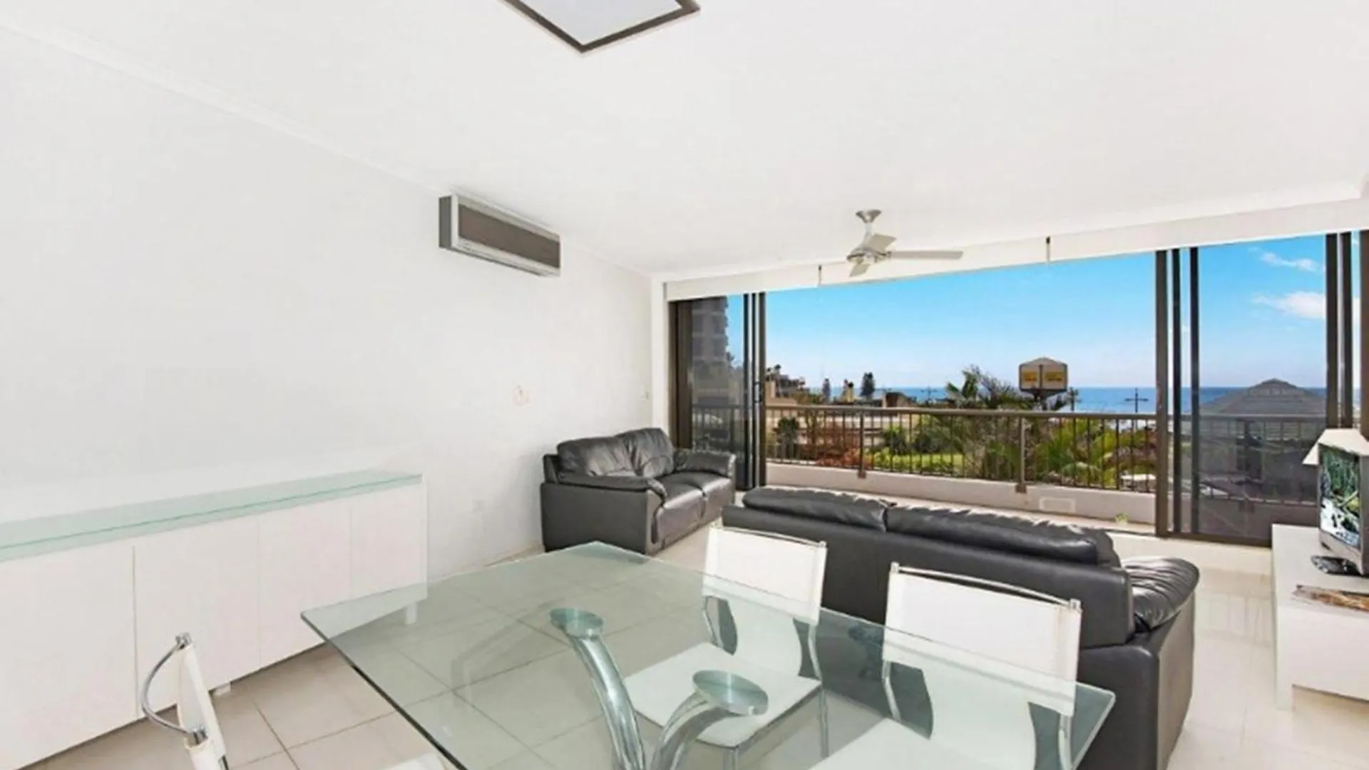 Aparthotel Surfers International Apartments Gold Coast